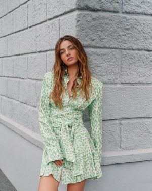 Ayça Ayşin Turan Instagram - Marie Claire Ağustos’21  @marieclairetr 🍀

Genel Yayın Yönetmeni: @gozdeeyibilir 
Röportaj: @serligazer 
Fotoğraflar: @cihanalpgiray 
Moda Direktörü: @tugceulkumen 
Saç: @ibrahimzengin / @no21istanbul 
Makyaj: @alirizaozdemir 
Fotoğraf Asistanı: @kivancyoruten 
Moda Editörü Asistanları: @mrdnms @fi.stylingworks 
@gulbaharkarakus @idiletisim 🌸