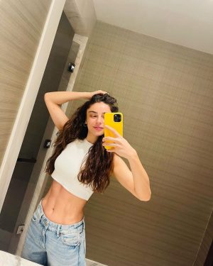 Ayça Ayşin Turan Instagram - 💛