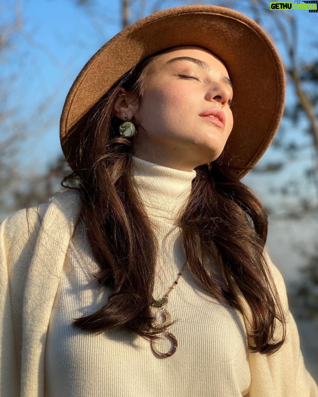 Ayça Ayşin Turan - 651.8K Likes - 🌿🐛