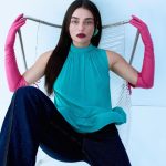 Ayça Ayşin Turan Instagram – @vogueturkiye ♥️
Genel Yayın Yönetmeni: @debora_zakuto Moda Editörü: @cerencetinoglu Video: @batuhankucam Fotoğraf: @memeterol Röportaj: @ilgokirmakli Saç: @talatkivrak 
Makyaj: @aslibilge Prop Styling: @dilarayilmazco Prodüksiyon: @bihterneymen; Moda Editörü Asistanı: @ebrukboyaci Prop Styling Asistanı: Doğa Yeşil Makyaj Asistanı: @belizar