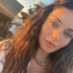 Ayça Ayşin Turan Instagram – Sevda ben bu arada 🍇❤️