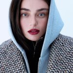 Ayça Ayşin Turan Instagram – ♥️ @vogueturkiye 

Genel Yayın Yönetmeni: @debora_zakuto Moda Editörü: @cerencetinoglu Video: @batuhankucam Fotoğraf: @memeterol Röportaj: @ilgokirmakli Saç: @talatkivrak  Makyaj: @aslibilge Prop Styling: @dilarayilmazco Prodüksiyon: @bihterneymen; Moda Editörü Asistanı: @ebrukboyaci Prop Styling Asistanı: Doğa Yeşil Makyaj Asistanı: @belizar