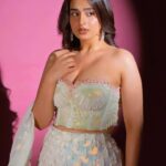 Ayesha Khan Instagram - Hoya mainu pyaar? . . Mua- @komalkumavat_makeovers Hair- @gauravhairartist_ Stylist- @kmundhe4442 Wearing- @riantasofficial