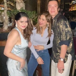 Ayesha Omar Instagram - 🎣 🐟🐬 Zoooming and Clapping @zumadubai @clapdxb #ayeshaomar #dubai #mydubai #zuma #clap #blue #bonsai #dıfc Dubai, United Arab Emirates