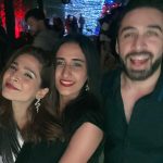 Ayesha Omar Instagram – Shiny happy homies 💃🏽🎪👽🤡👻😇

#december #decemberistan #winter #karachi #shiny #happy #homies #ayeshaomar #familia #circus #festiveseason