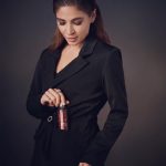 Ayesha Omar Instagram - My go to hydrating-mist/toner by @ayesha.o.beauty slips right into my @ayesha.omar.style.studio suit pocket to go along for the ride. Order the suit and toner asap! Website link in bio of both brand pages. 💃🏽 #ayeshaomar #hydration #hydrate #skincare #natural #organic #style #suit #fashion #winter #boss #bosslady #suitup #black #wardrobe #staple #basic #basics #essentials