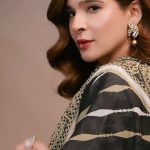 Ayesha Omar Instagram - Get ready to be swept off your feet by the mesmerizing catch of the season with the Keysha Summer Bloom Digital Printed collection. Every silhouette and color has been designed to elevate your style game for the season! 💪🏼✨ I am wearing KS-SS24-07 from @keyshaa_official Now available online and in selected stores! #ayeshaomar #lawn #season #summer #collection #bloom #style #styleblogger #pakistanifashion