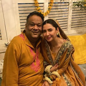 Ayesha Omar Instagram - Late gram for M.
Sadaa khush raho. Wishing you and S the best for every step of your new journey. 
Pyaar and duas. 
🤍 🧿✨
@mahirahkhan 

#partner #mahirakhan #ayeshaomar 

Wearing 
@thepinktreecompany ✨🤍