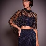 Ayesha Omar Instagram – 💃🏽🦅
MY LSA LOOK 2023
#lsa2023 
#ayeshaomar 
#mylsalook2023 
@luxstylepk 

@rashmikumariofficial @javerijewelleryco @ayesha.o.beauty @nabila_salon @honeymakeupartist0109 @waqar_ahmed_butt @paragonstudioofficial
