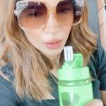 Ayesha Omar Instagram – Hydrate 💦 

Nails by @ayesha.o.beauty 

#ayeshaomar #hydrate #dubai 

#summer #onmymind Dubai, United Arab Emirates