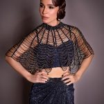 Ayesha Omar Instagram – 💃🏽🦅
MY LSA LOOK 2023
#lsa2023 
#ayeshaomar 
#mylsalook2023 
@luxstylepk 

@rashmikumariofficial @javerijewelleryco @ayesha.o.beauty @nabila_salon @honeymakeupartist0109 @waqar_ahmed_butt @paragonstudioofficial