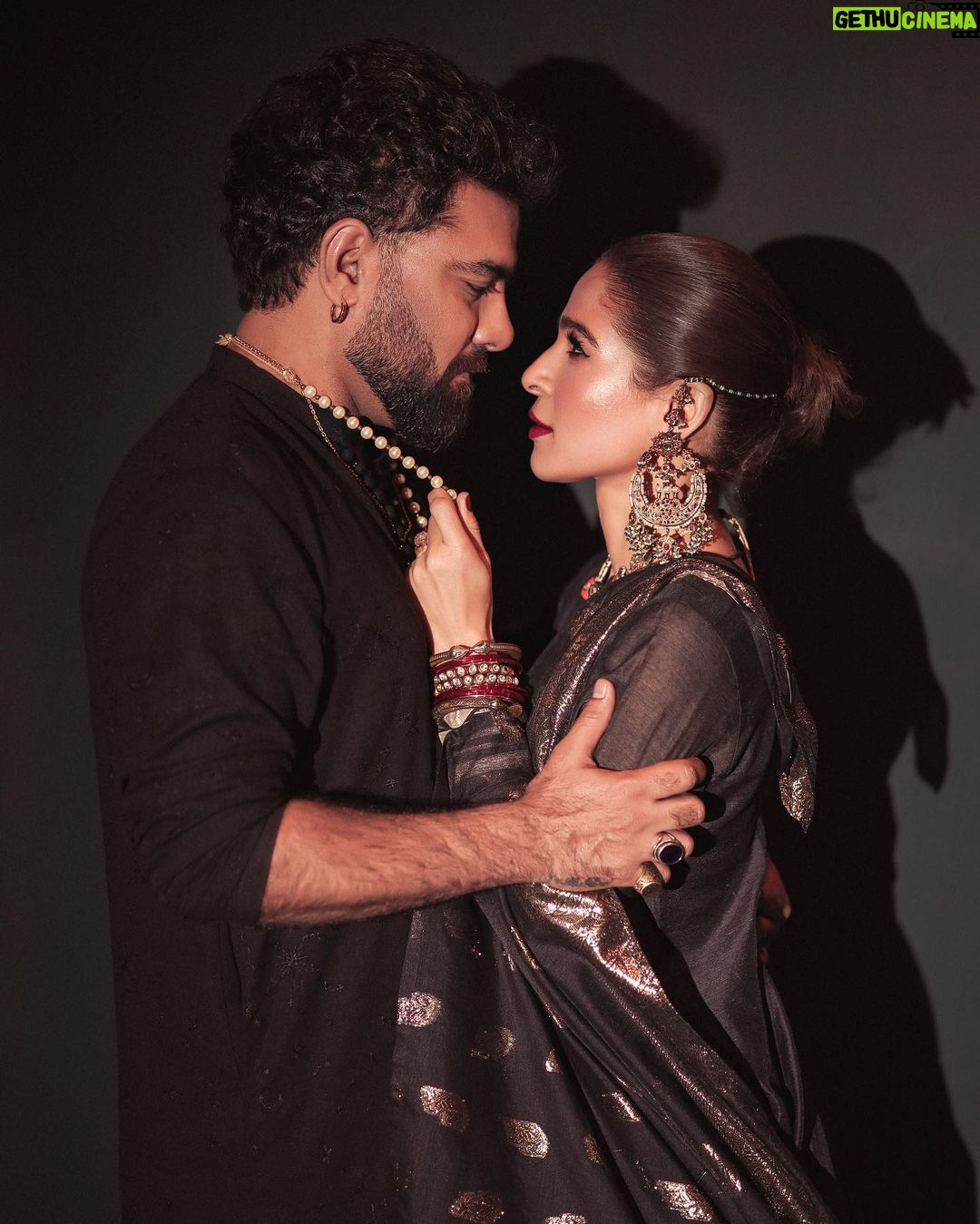 Ayesha Omar Instagram - Shoot for @fhmpakistan. Photography & Edit: @waqar_ahmed_butt @paragonstudioofficial. Featuring stunning @ayesha.m.omar & amazing @yasir.hussain131. Wardrobe: @ayesha.omar.style.studio. Make up & hair: @paragonsalonlhr. Stylist: @arbaqanchangezi.