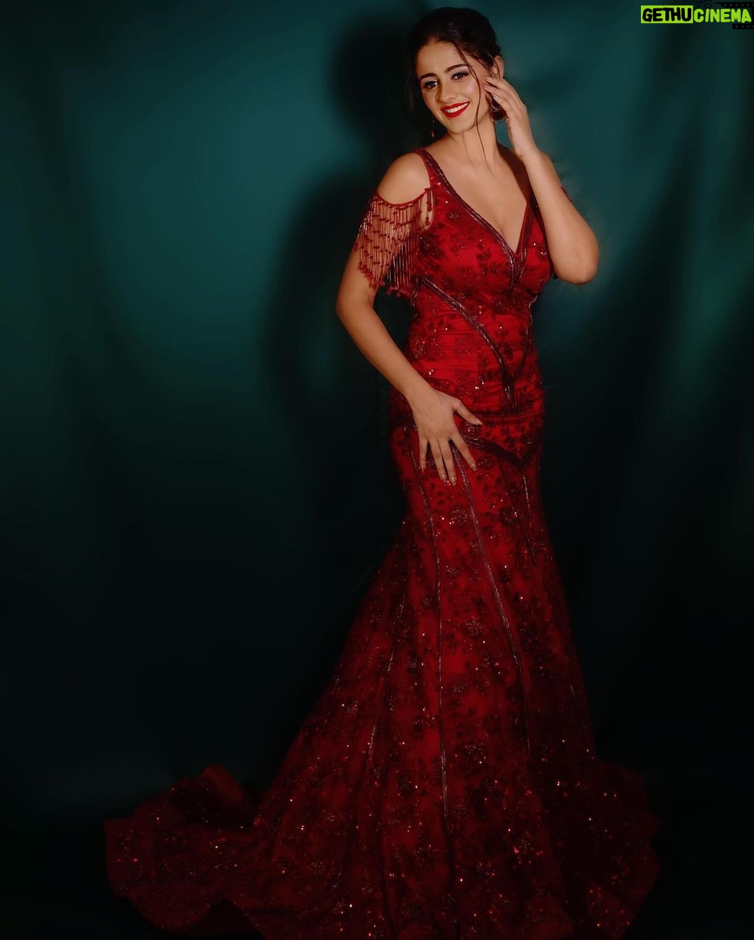 Ayesha Singh Instagram - ❣️Stylist:- @nehaadhvikmahajan Outfit - @neerusindia Make up and Hair:- @vanshikhachanglanimua Videographer:- @portraitdeewana