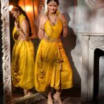 Ayesha Singh Instagram – .
Shoot Concept & Designed By:- @nehaadhvikmahajan @bridalsbynam 
.
💄MUA , Hair & Styling :- 
@nehaadhvikmahajan 
.
Assisted By :- @styleby_vaishnavi
.
🥻Saree :- @neerusindia
.
💍Jewelery :- @sonisapphire 
.
🎥:- @deepak_das_photography @kakali_das_photography
.
#ayeshasingh 
#makeup #ootd #nehaadhvikmahajan #makeupbyme💄 #nammakeovers #bride #to #be #bridal #look #bridalmakeupartist #destinationweddingmakeupartist #weddingmakeup #hair #hairstyling #nammakeovers #bollywood #television #makeupartist #mumbai #traveller #all #over #the #globe