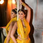 Ayesha Singh Instagram - . Shoot Concept & Designed By:- @nehaadhvikmahajan @bridalsbynam . 💄MUA , Hair & Styling :- @nehaadhvikmahajan . Assisted By :- @styleby_vaishnavi . 🥻Saree :- @neerusindia . 💍Jewelery :- @sonisapphire . 🎥:- @deepak_das_photography @kakali_das_photography . #ayeshasingh #makeup #ootd #nehaadhvikmahajan #makeupbyme💄 #nammakeovers #bride #to #be #bridal #look #bridalmakeupartist #destinationweddingmakeupartist #weddingmakeup #hair #hairstyling #nammakeovers #bollywood #television #makeupartist #mumbai #traveller #all #over #the #globe