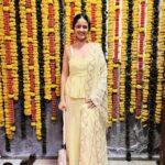 Ayesha Singh Instagram – Happy Ganesh Chaturthi Everyone, may ganesh ji give us wisdom to do the right thing, may we always find our loved ones by our side and may we be of help to the needy. 🙏🏻❤️ with @ishaanrajeshsingh @siddhartha_vankar @mitaalinag Sankalp @sandeepm_kumar 
Outfit: @lavanyathelabel 
Brand Pr: @styling.your.soul X @socialpinnaclepr