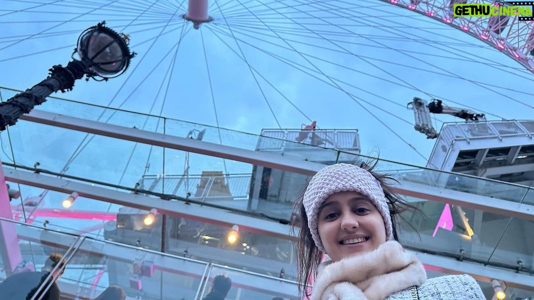 Ayesha Singh Instagram - 1st is Audi asking not to tell mausi that we ate out dinner already on a video which was for the what’s app family group 😂 2nd Is the London Eye Behind me 3rd London Eye behind all three of us Anu Di, Auden/Audi n myself 4th In the Eye 5th is Gorgeous view from The eye ❤️