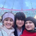 Ayesha Singh Instagram – 1st is Audi asking not to tell mausi that we ate out dinner already on a video which was for the what’s app family group 😂
2nd Is the London Eye Behind me 
3rd London Eye behind all three of us Anu Di, Auden/Audi n myself
4th In the Eye
5th is Gorgeous view from The eye ❤️