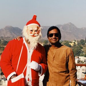 Aziz Ansari Instagram - Merry Christmas from India. Hope posting this photo helps you continue to avoid spending time with your family.