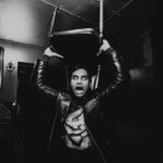 Aziz Ansari Instagram - WWE style antics backstage in Austin. Photo by @katrina.barber