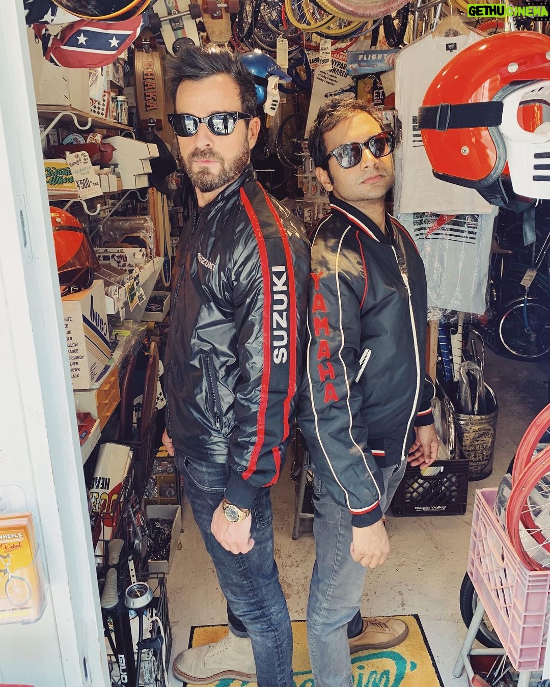 Aziz Ansari - 42.7K Likes - TOKYO. (regram @justintheroux )