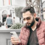 Aziz Bader Instagram - Let’s check.. 📲