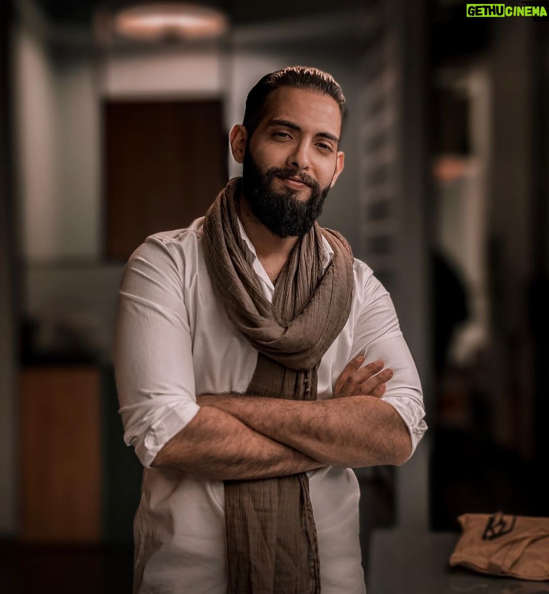 Aziz Bader - 7.3K Likes - لما يكون عندك صديق محترف تصوير يطلع لك هالصورة الطيبة
@shaijieee