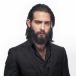 Aziz Bader Instagram - 1 2 3 4? Swipe اسحب الشاشة . OG is 1