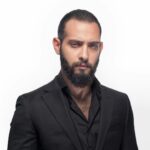 Aziz Bader Instagram - 1 2 3 4? Swipe اسحب الشاشة . OG is 1