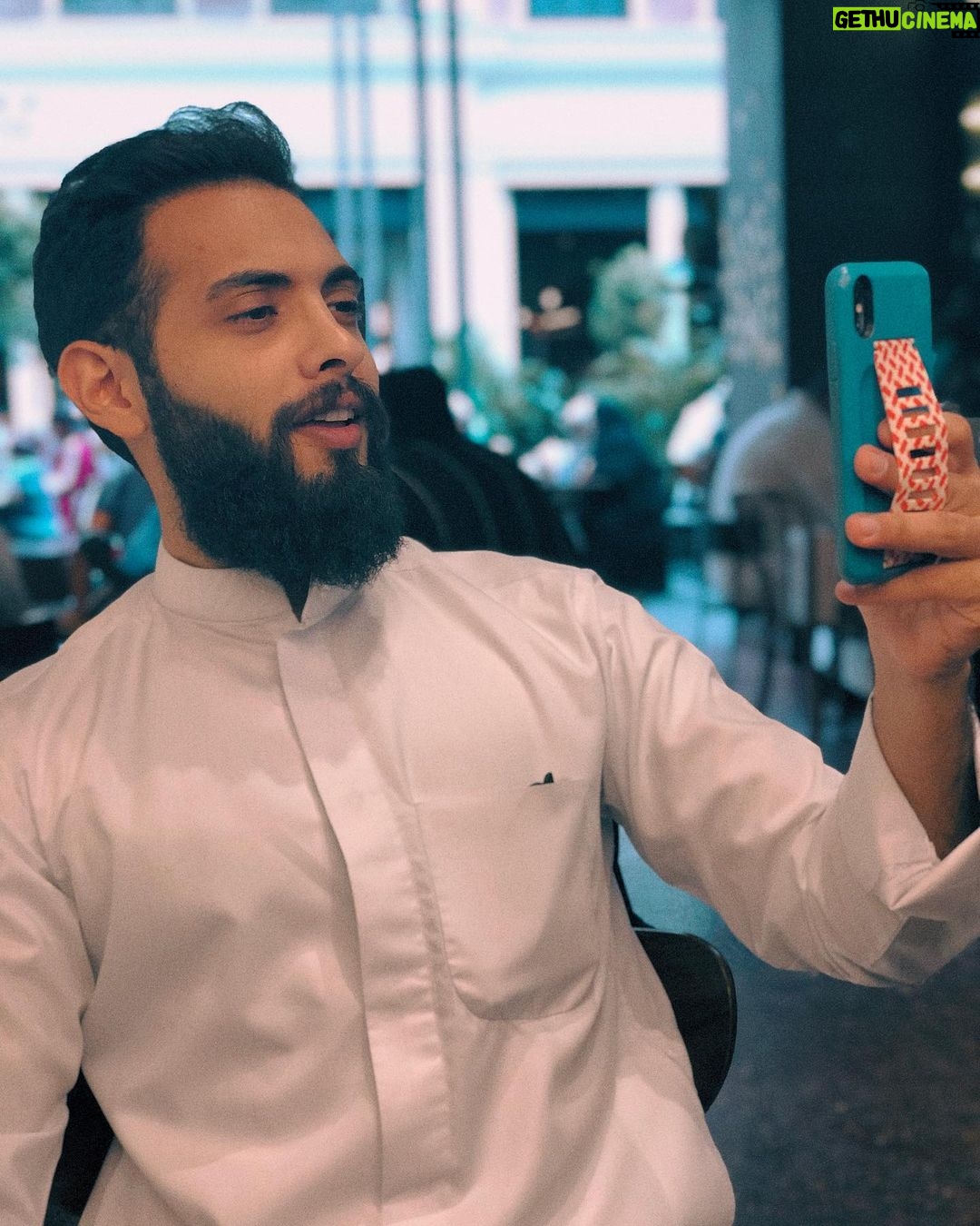 Aziz Bader - 8.9K Likes - هلا بالناس الطيبة وهلا بالحبايب ❤️
اليوم هو اليوم العالمي للـ لحية
#InternationalBeardDay
