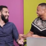 Aziz Bader Instagram - حلقة تحدي اللهجات: اللهجة الكويتية نزلت!! شوفوها في قناة فهد سال في اليوتيوب كتبوا ((فهد سال عزيز بدر)) وشوفوا الحلقة واستمتعوا 😍 وآنا قايل راح يوصل الفيديو ربع مليون لايك ترا 😂 تقدرون ولا ما تقدرون؟ آنا أقول تقدرون ومشاهدة ممتعة