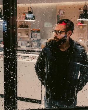 Aziz Bader Instagram - The Touch of Rain ☔️
•
By:
@shaijieee