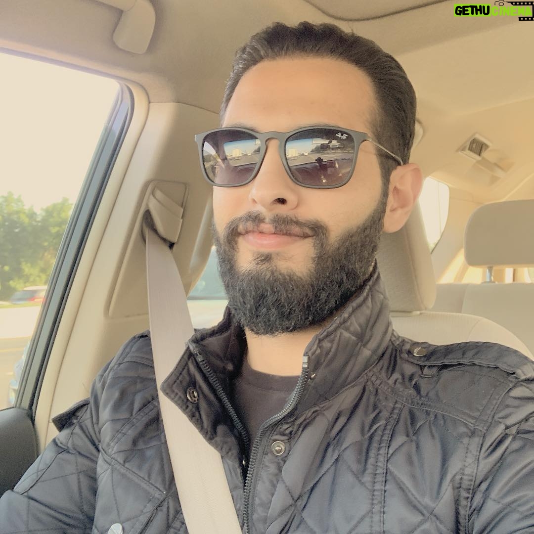 Aziz Bader Instagram - #سيلفي_اليوم لبسوا عدل ترا البرد درعم فجأة