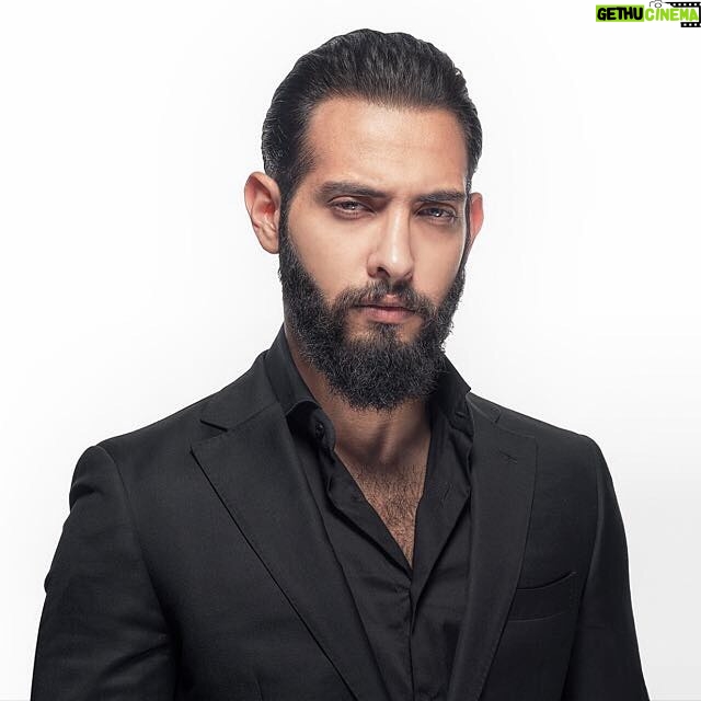 Aziz Bader - 8.8K Likes - لن أيأس أبداً لن أستسلم، سأخلص الحلبة من كل الشرور 🐯
•
تصوير وتعديل
@mishary_alnajem
@mishary_alnajem