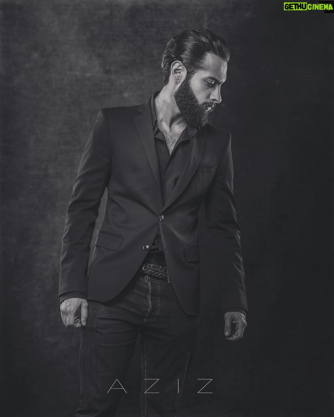 Aziz Bader - 8.2K Likes - Keep it Black & White ⚪️⚫️
-
-
Photo by:
@mishary_alnajem