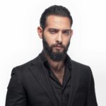 Aziz Bader Instagram - 1 2 3 4? Swipe اسحب الشاشة . OG is 1