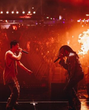 B.I Instagram - Meeting up with old friends and new friends! thanks for bringing us together @rollingloud @rollingloud.th 

Nice pic 🔥@chrisallmeid