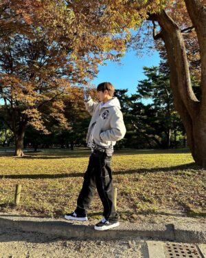 B.I Instagram - 🍂🍁