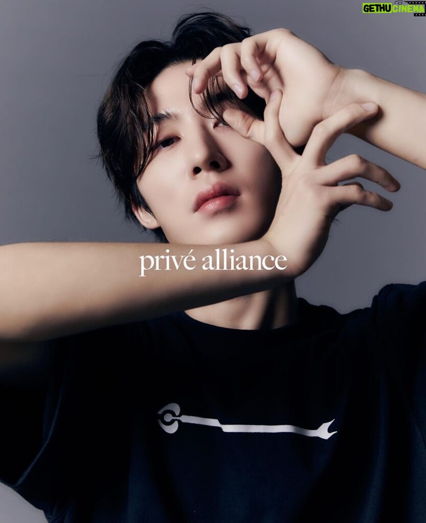 B.I Instagram - PRIVÉ ALLIANCE BY B.I available now at www.privealliance.com. B.I pairs up with Privé Alliance for the official clothing collection rooted from his Love or Loved Part.2 Global EP. “Fashion and the idea of collaborations help me expand my creative barriers. I hope everyone will dive into the various shades of love in this personal project with Privé Alliance.” #PriveAlliance #PriveAlliancebyBI #KimHanbin