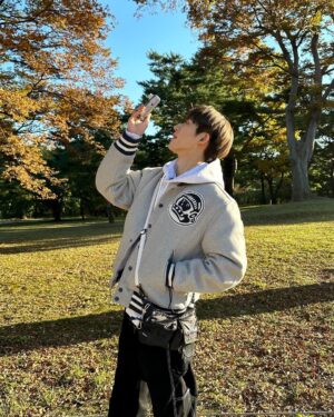 B.I Instagram - 🍂🍁
