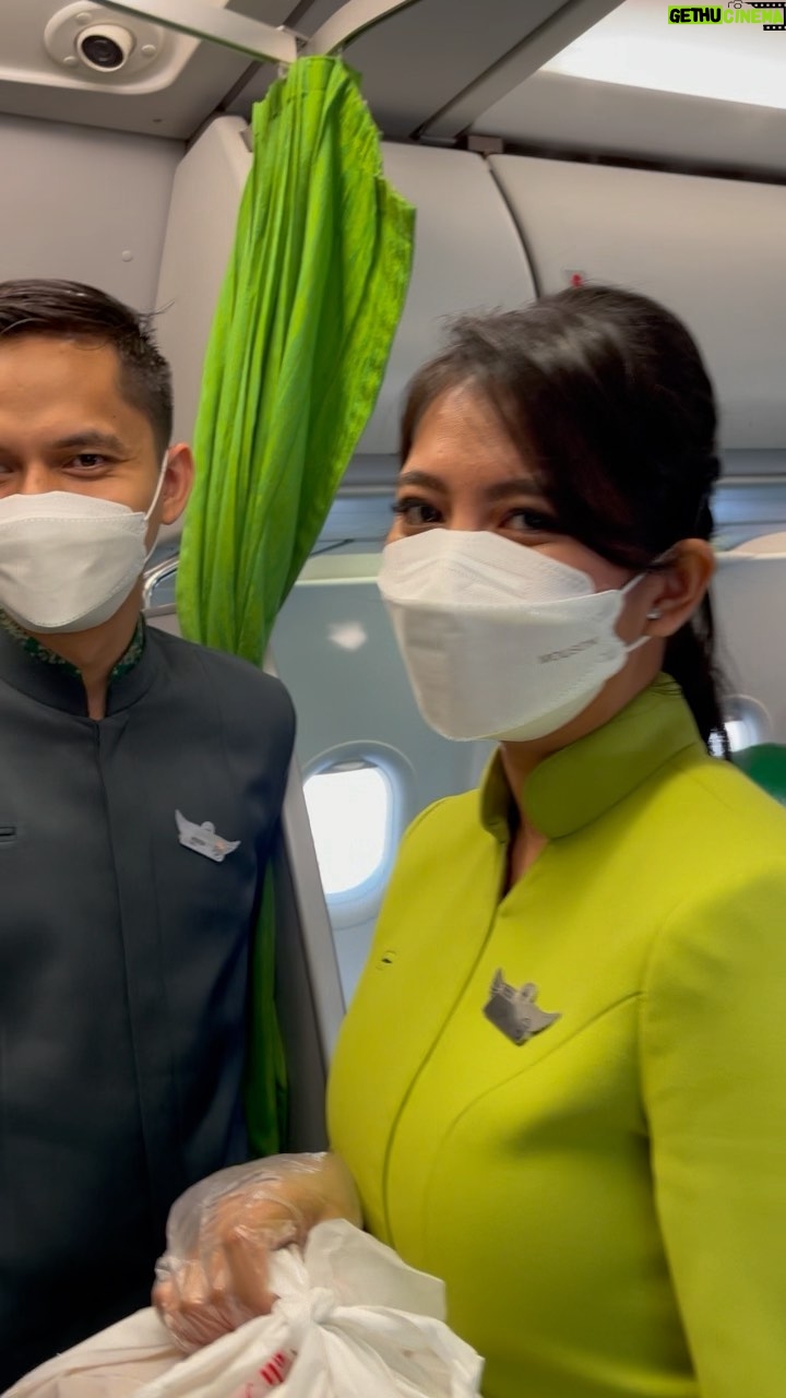 Babe Cabita - 92.9K Likes - .
❌ sewa jet pribadi
✅ sewa 1 pesawat penumpang dikosongin buat ke Medan