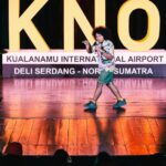 Babe Cabiita Instagram - Ini foto foto keseruan standup kemaren #diManapunMedannya mulai dari persiapan baca doa, standup, hingga penutup bit closing aku pakai gimick dokter kecil 😂. Uda lama bet ga nulis materi dan gara gara kemaren jd pengen bikin spesial show. Tunggu tahun depan ya. InsyaAllah bisa keliling sampai ke kota kamu! . 📸 @piokharisma