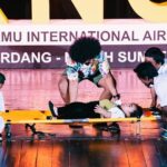 Babe Cabiita Instagram - Ini foto foto keseruan standup kemaren #diManapunMedannya mulai dari persiapan baca doa, standup, hingga penutup bit closing aku pakai gimick dokter kecil 😂. Uda lama bet ga nulis materi dan gara gara kemaren jd pengen bikin spesial show. Tunggu tahun depan ya. InsyaAllah bisa keliling sampai ke kota kamu! . 📸 @piokharisma