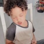 Babe Cabiita Instagram - Kenapa orang kalau ngantuk ketiduran pas kebangun berusaha melotot dulu? 😂
