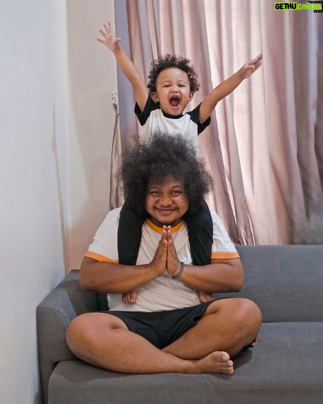 Babe Cabiita Instagram - GIVEAWAY BERFAEDAH! Ada iPad Air, Hp Samsung Galaxy A52s, FITBIT Smart Watch & 3 unit Xiomi Redmi 9A buat kamu yang beruntung. Caranya gampang, baca caption sampe habis ya! Tulis di kolom komentar ini. Kira-kira apa yg bisa kamu lakukan untuk menjaga keluarga kita tetap sehat dan aman di masa pandemi ini? Jangan lupa pakai tagar #MuliDariKamu Aku tunggu sampai 15 Desember 2021 ya!