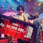 Babe Cabiita Instagram - Baca cerita pembalap @gelaelized jadi kepancing mau ikutan juga! Kalo punya impian, jangan cuma didiemin aja. Harus bergerak, kerja keras, berani ambil resiko dan konsisten pasti. Kalo aku gak nekat dan ambil resiko, mungkin sekarang aku masih jadi Babe yang cuma aktif ngejokes di twitter. Berkat modal nekat jadi pengisi acara open mic di Medan, aku jadi berani buat tampil stand up di depan banyak orang, ikut kompetisi dan ahirnya jadi juara. Pada akhirnya, pintu rejeki aku kebuka lebar dari standup. Mulai dari pengisi acara TV sampe ikut main film bareng aktor senior. Semua bisa kejadian berkat proses. Kalo kalian percaya dan nikmatin proses, aku yakin rejeki bakal selalu ada dan kesuksesan versi kalian bakal ngikut💪🏻