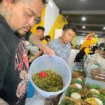 Babe Cabiita Instagram - Kek manaaa inii? Cuma jualan telur goreng sama aneka sambel aja bisa serame ini gaiss! Yg masak @kingabdi_jajanmercon dan yang punya @babecabiita hebooh banget!! Emang ga kaleng2 rasanya jooss, harganya juga cuma 13 ribuan aja bisa dpt nasi telurnya, terjangkau bgt buat mahasiswa! Kuuy cobain! __ 🏡 @dadarberedar 📍 Jl. Affandi No.8C, Soropadan, Condongcatur, Kec. Depok, Kabupaten Sleman, Daerah Istimewa Yogyakarta ⏰ Buka: 10.30-01.00 __ #kulinerjogja #kulinerjogya #dadaberedar #dadarberedarjogja #nasitelur #babecabita #kingabdi