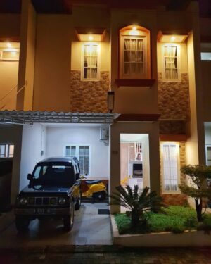 Babe Cabita Instagram - View malam hari ini. Setelah dilihat-lihat, cakep juga ni rumah kayak rumah barby. Mengusung konsep STARNIS, begitu masuk, start langsung finish 😂