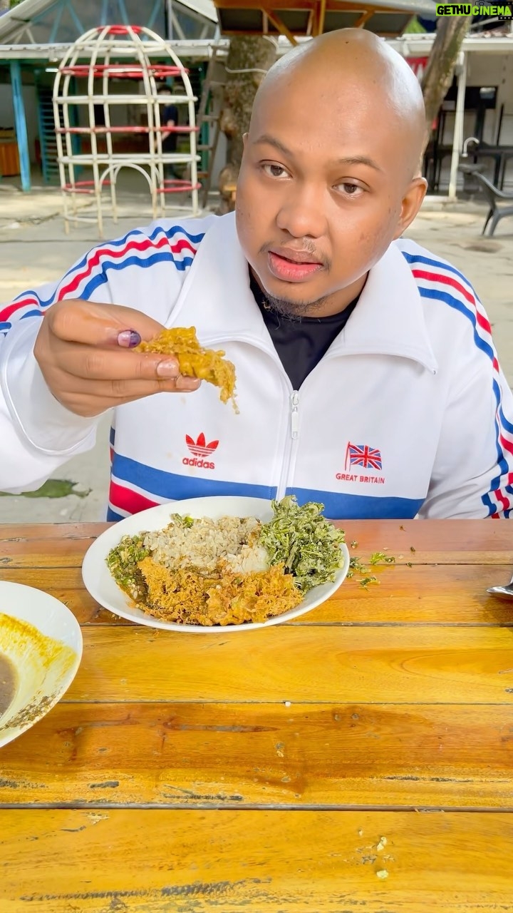Babe Cabiita Instagram - Bismillah menu baru yang dahsyat DADAR KARI MEDAN! Cobain di @dadarberedar !!! Pecinta telor wajib coba menu ini 😍