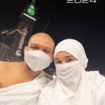 Babe Cabiita Instagram - ALHAMDULILLAH... 2022 umroh bareng sahabat 2024 umroh bareng pasangan 2022 seperti ada yang lebat 2024 seperti habis dan ringan Semoga dosa dosa yang lebat dan rimbun ini juga menjadi habis licin dan bersih tanpa sisa, dan semoga yg belum umroh Allah mudahkan dan segerakan jalannya agar bisa segera umroh. Amin ya rabbal alamin..